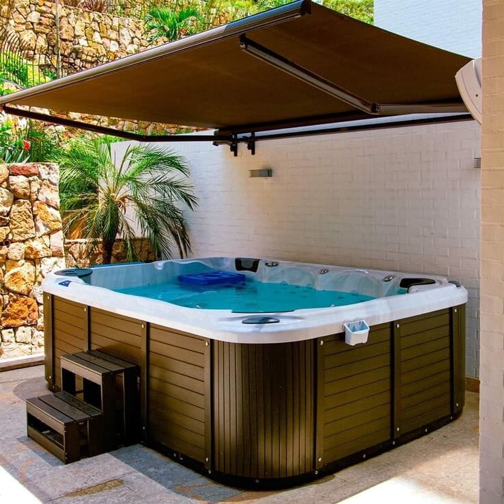 Premium spa hot tub installation at a Dubai residence